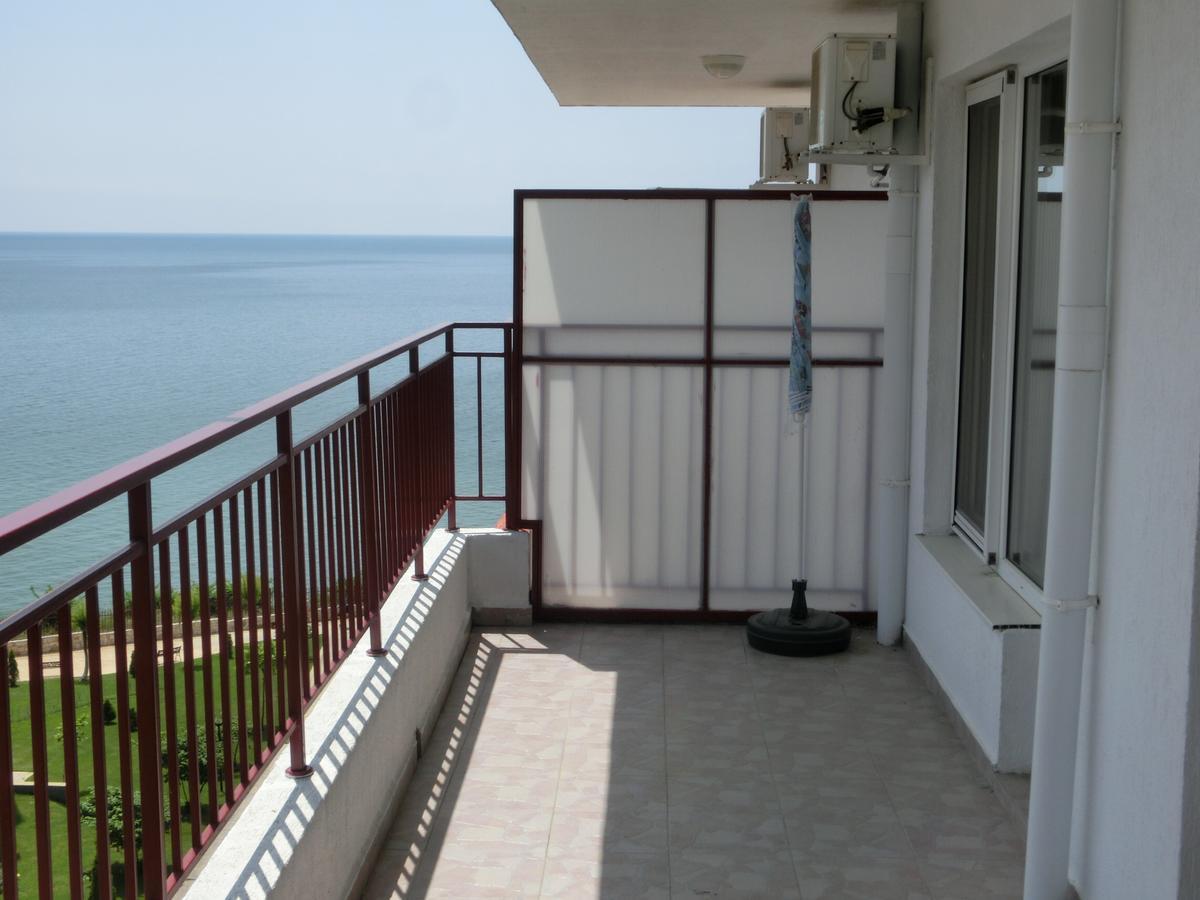 Sea View Apartment, Panorama, Pools And Beach, Sveti Vlas Ngoại thất bức ảnh